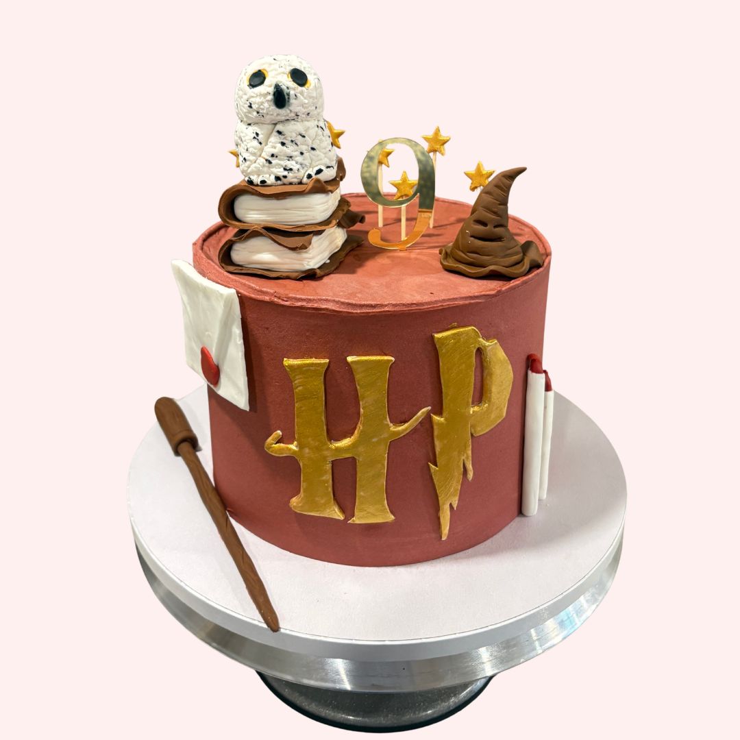 Eggless Harry Potter Cake