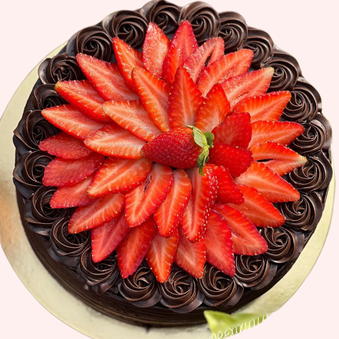 Eggless Strawberry cake